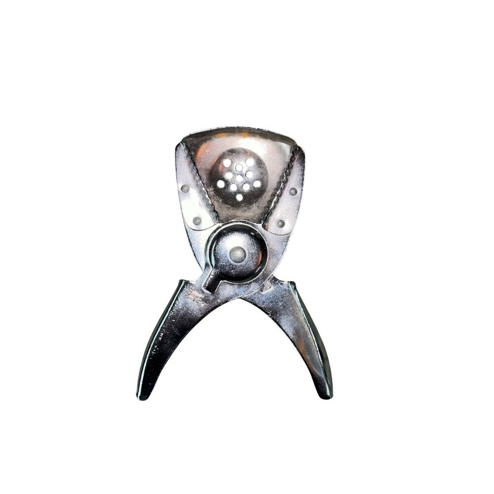 Vintage Nevco Hand Squeeze Juicer Used